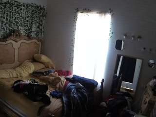 voyeurcam-hornyhostel-03