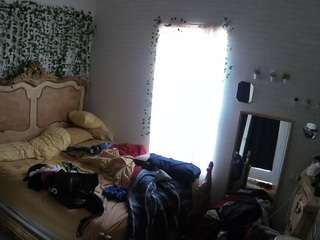 voyeurcam-hornyhostel-03