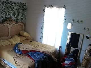 voyeurcam hornyhostel 03