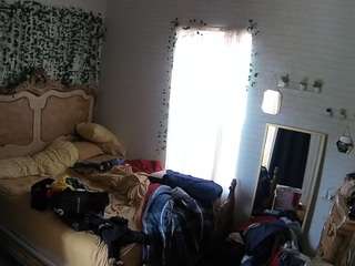 voyeurcam hornyhostel 03