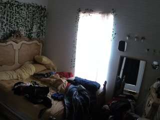 voyeurcam hornyhostel 03