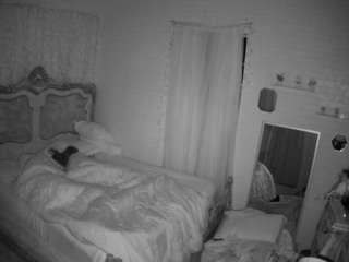 voyeurcam-hornyhostel-03