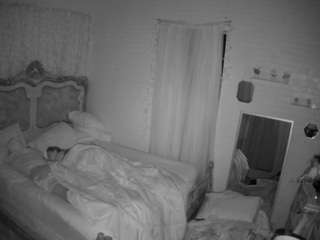 voyeurcam hornyhostel 03