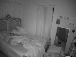 voyeurcam hornyhostel 03