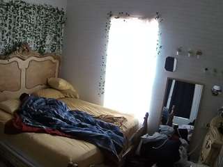 voyeurcam hornyhostel 03