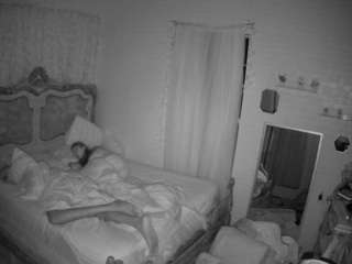 voyeurcam hornyhostel 03
