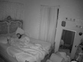 voyeurcam hornyhostel 03
