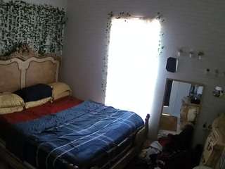 voyeurcam hornyhostel 03