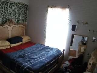 voyeurcam hornyhostel 03