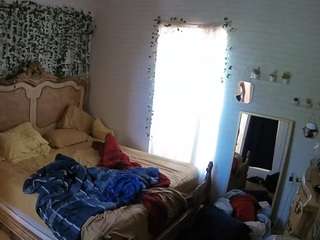 voyeurcam hornyhostel 03