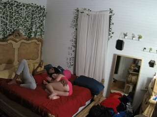voyeurcam-hornyhostel-03