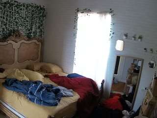 voyeurcam hornyhostel 03