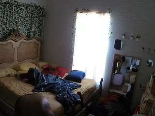 voyeurcam hornyhostel 03