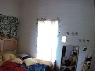 voyeurcam-hornyhostel-03