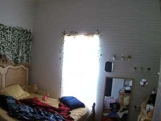 voyeurcam hornyhostel 03