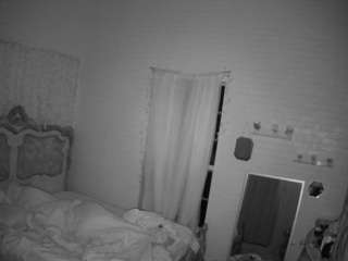 voyeurcam-hornyhostel-03