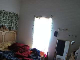 voyeurcam-hornyhostel-03