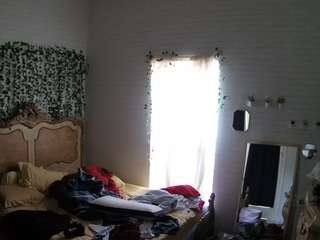 voyeurcam hornyhostel 03