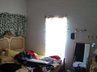 voyeurcam-hornyhostel-03