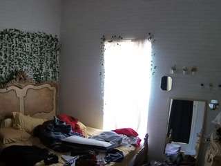 voyeurcam-hornyhostel-03