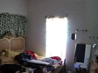 voyeurcam-hornyhostel-03