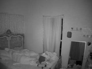 voyeurcam-hornyhostel-03