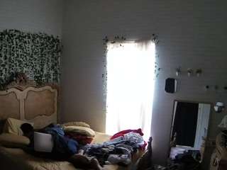 voyeurcam-hornyhostel-03