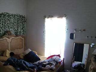 voyeurcam-hornyhostel-03