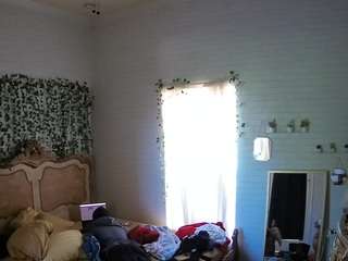 voyeurcam-hornyhostel-03