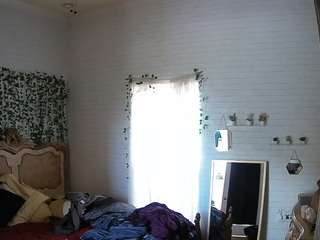 voyeurcam-hornyhostel-03