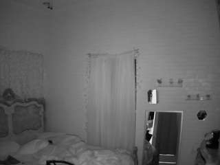 voyeurcam-hornyhostel-03