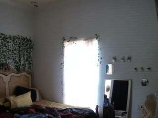 voyeurcam hornyhostel 03