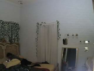voyeurcam hornyhostel 03
