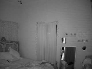 voyeurcam-hornyhostel-03