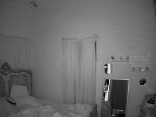 voyeurcam-hornyhostel-03