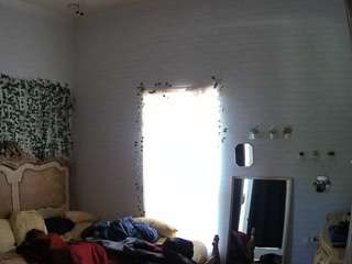 voyeurcam hornyhostel 03