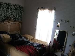 voyeurcam hornyhostel 03