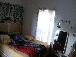 voyeurcam hornyhostel 03
