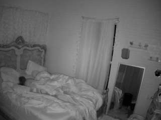 voyeurcam hornyhostel 03