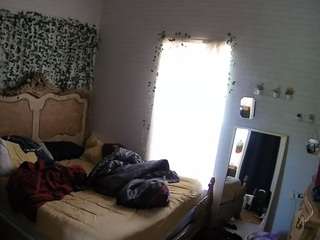 voyeurcam hornyhostel 03