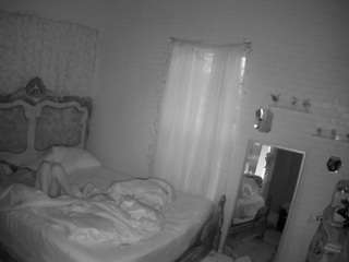 voyeurcam hornyhostel 03