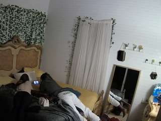 voyeurcam-hornyhostel-03