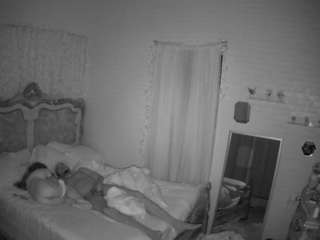 voyeurcam hornyhostel 03