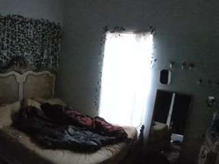 voyeurcam hornyhostel 03