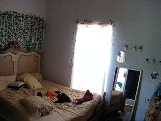 voyeurcam-hornyhostel-03