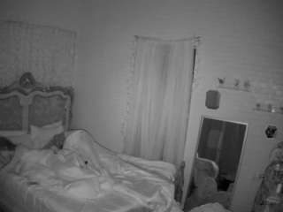 voyeurcam-hornyhostel-03