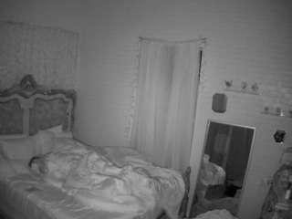 voyeurcam hornyhostel 03