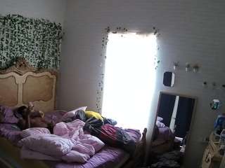 voyeurcam-hornyhostel-03