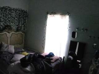 voyeurcam-hornyhostel-03