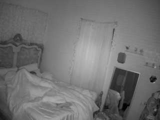 voyeurcam hornyhostel 03